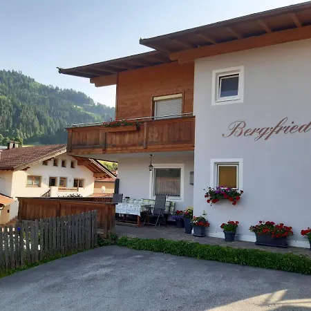 Ferienwohnung - Gwiggner Daniela Im Haus Bergfried Niederau Exterior photo